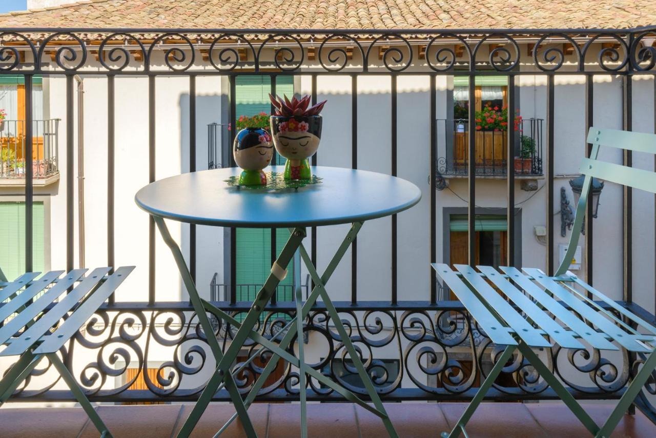 Otal Urban De "Casa Otal" Apartment Jaca Exterior photo